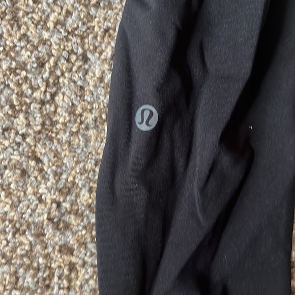 lululemon leggings size 2 - Picture 3 of 4